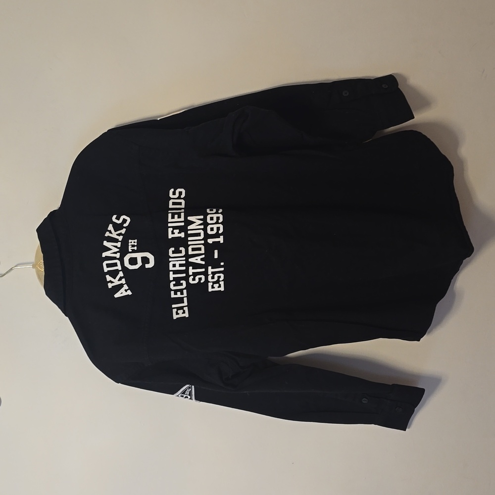 Akdmks 90's Black Button-Up Shirt with Patches sz Large